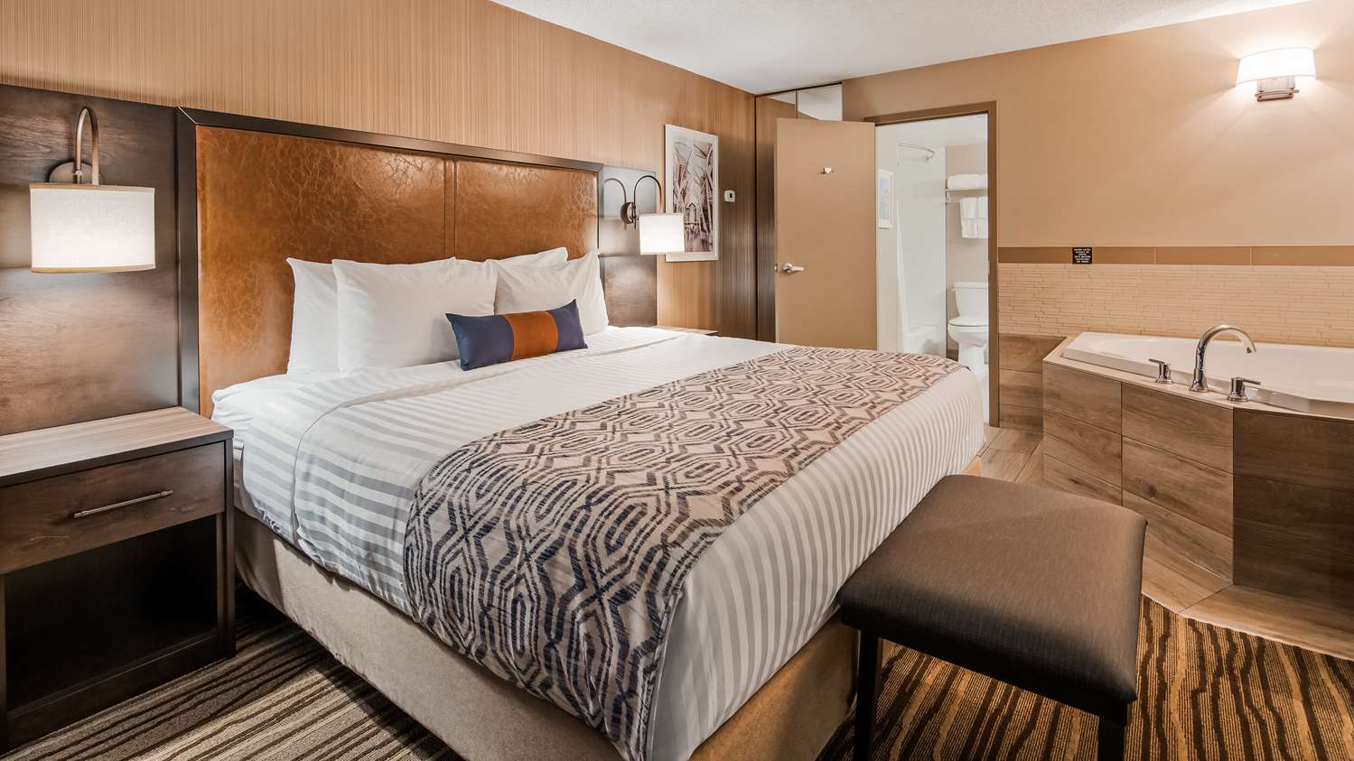 2 Rooms, Suite, King Bed, Sofa, Hot Tub