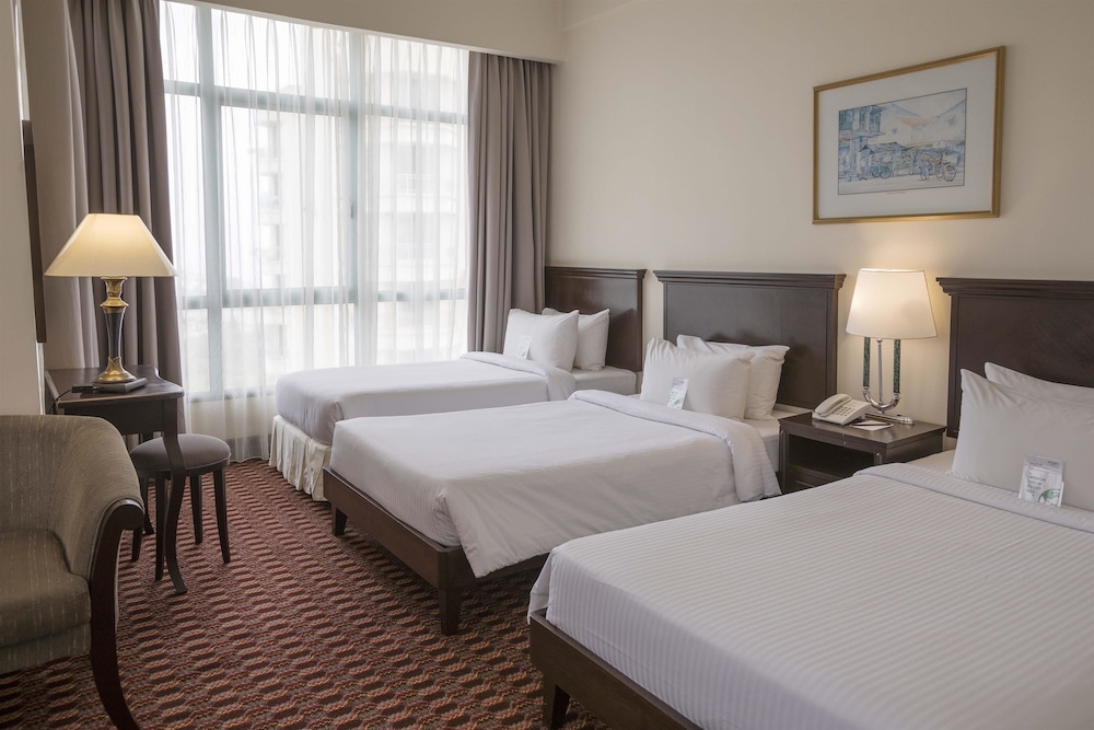 Berjaya Penang Hotel 12/53