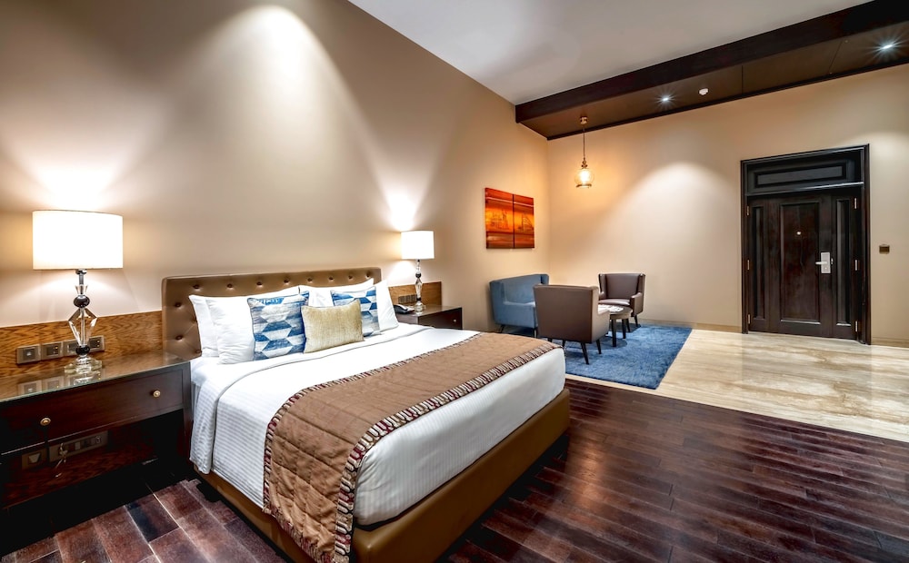 Kenilworth Hotel Kolkata 28/68