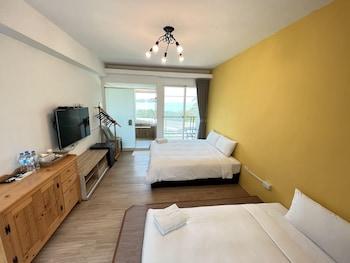 Family, Quadruple, 2 Double Beds, Bay View