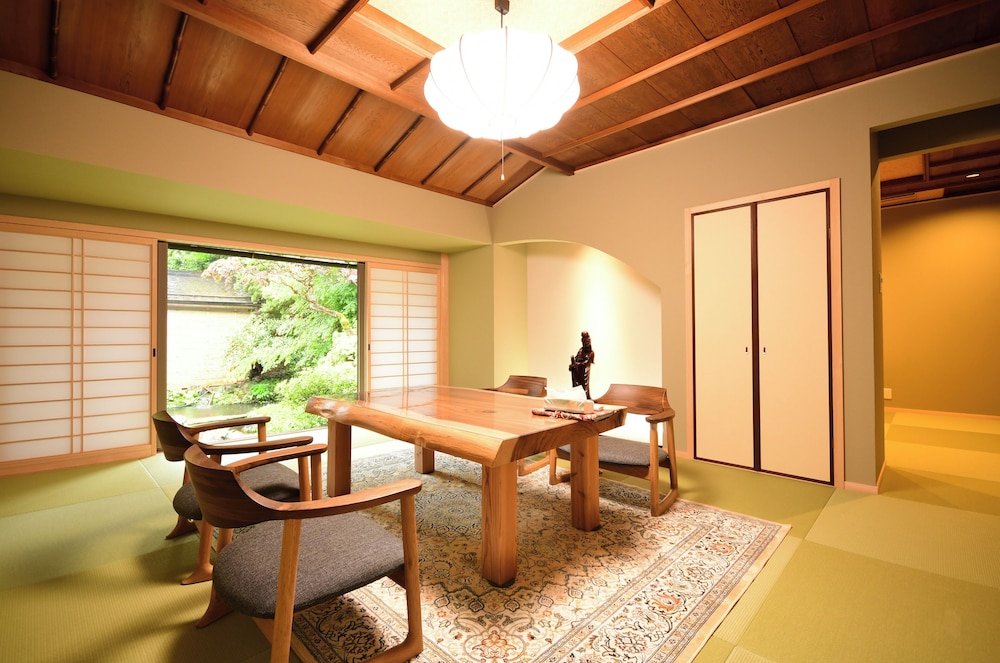 Koyasan Yochi In 31/50