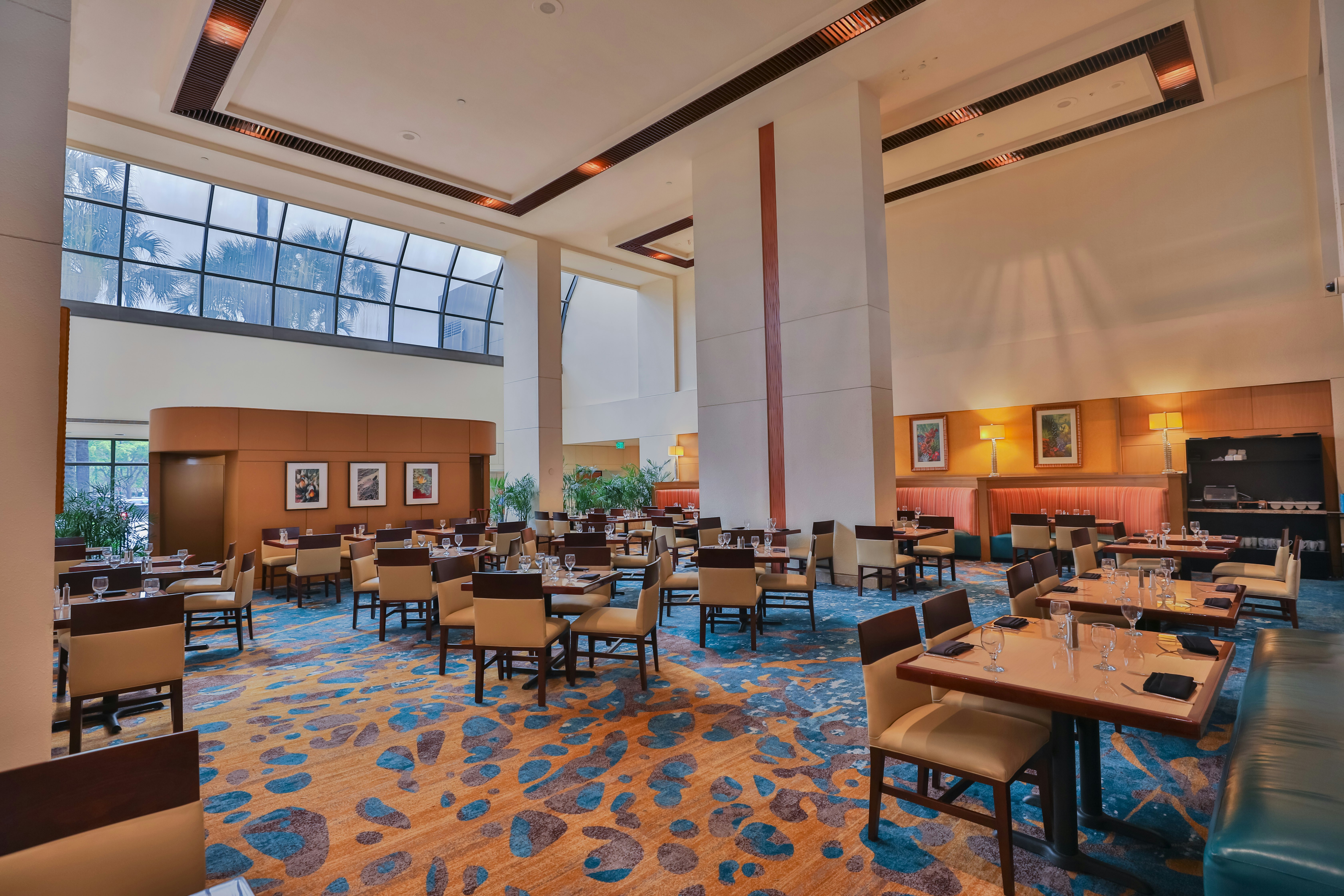 Hilton Miami Airport Blue Lagoon 48/77