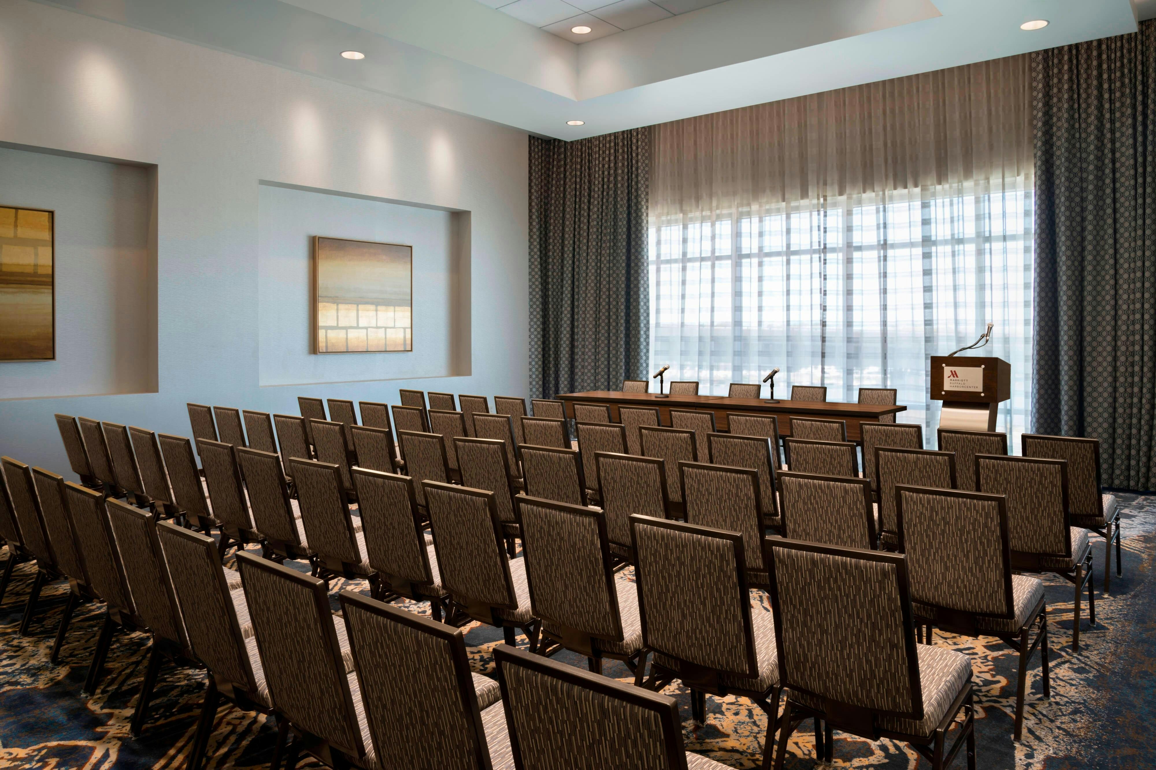 Buffalo Marriott at LECOM HARBORCENTER 20/27