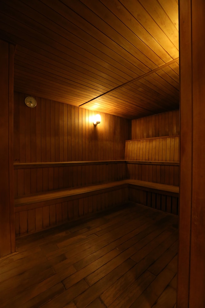 Evergreen Laurel 36/61