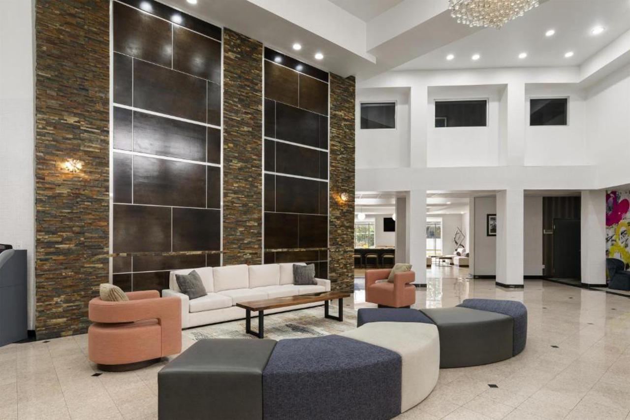Best Western Premier Houston Downtown/Convention Center Hotel 24/35