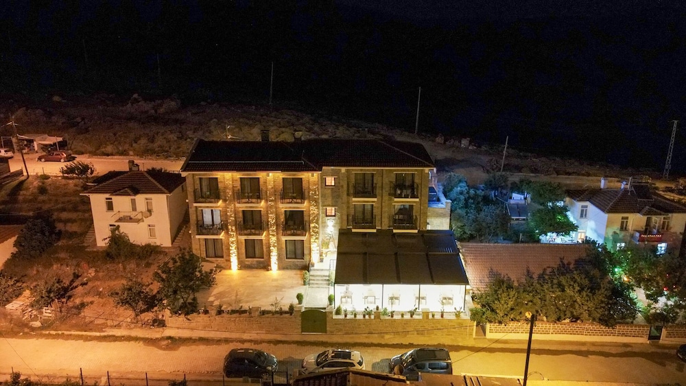 Maslin Otel 1/42