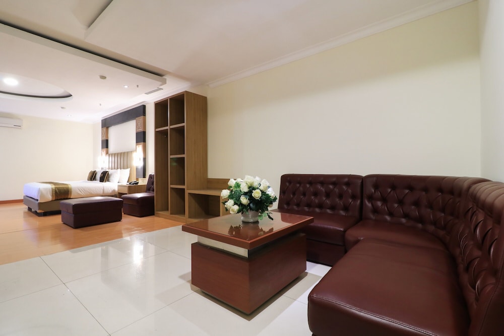 Coin S Hotel 72/96