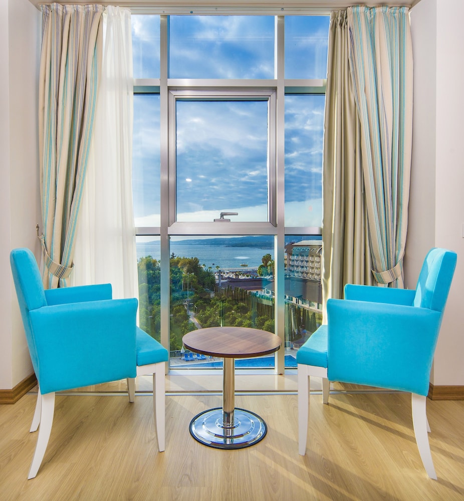 Lonicera Resort And Spa Hotel 27/50