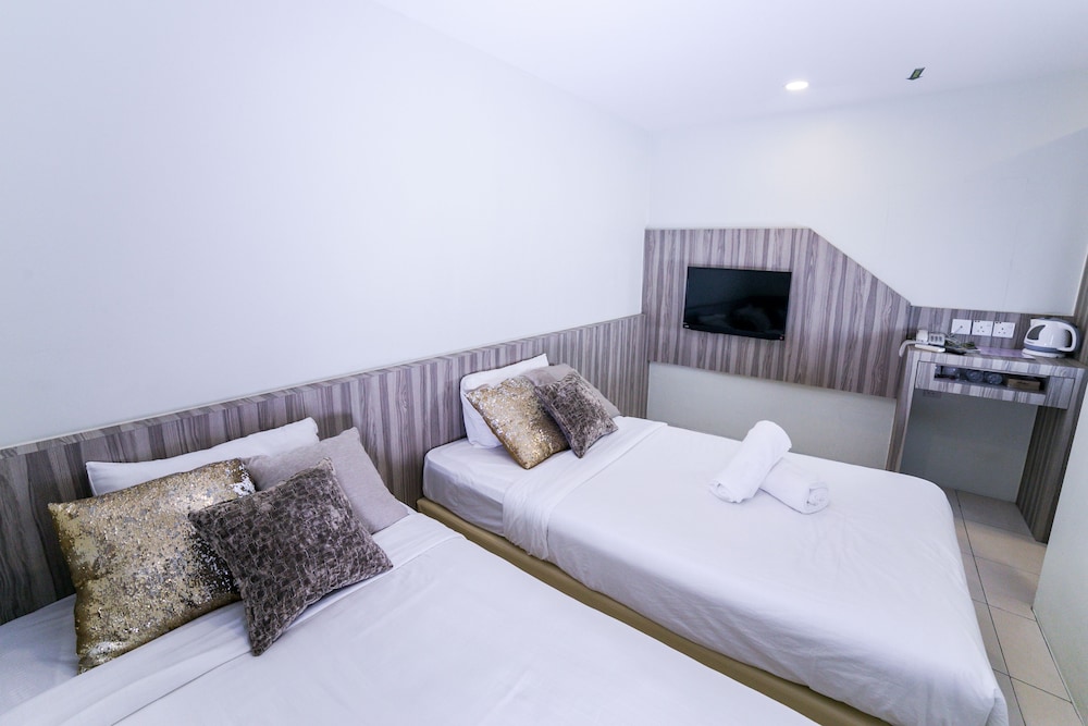 Capital O 90545 Ho Hotel 35/68