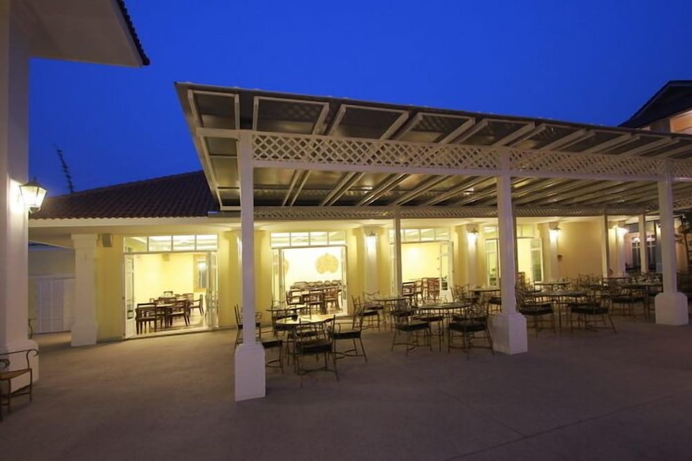Khamthana Colonial Hotel Chiang Rai 8/50