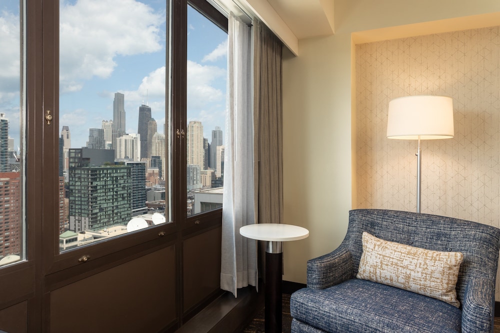 Holiday Inn Chicago Downtown - Wolf Point 49/74