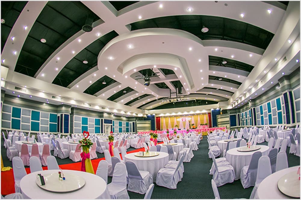 Raya Grand Hotel 32/37