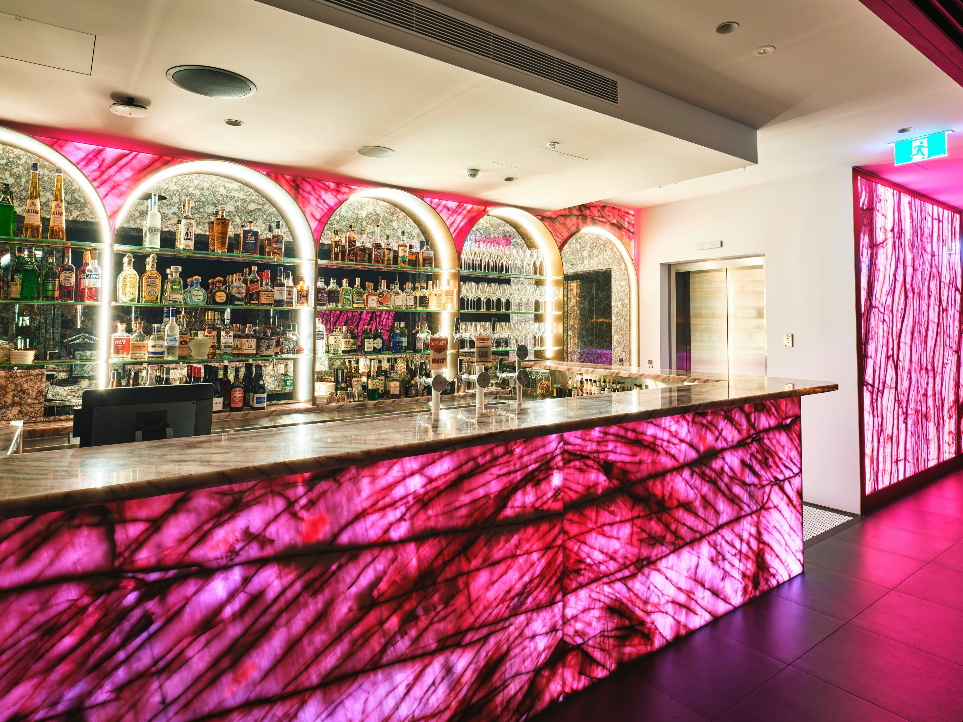 The Motley Hotel Richmond, Tapestry Collection by Hilton 15/24