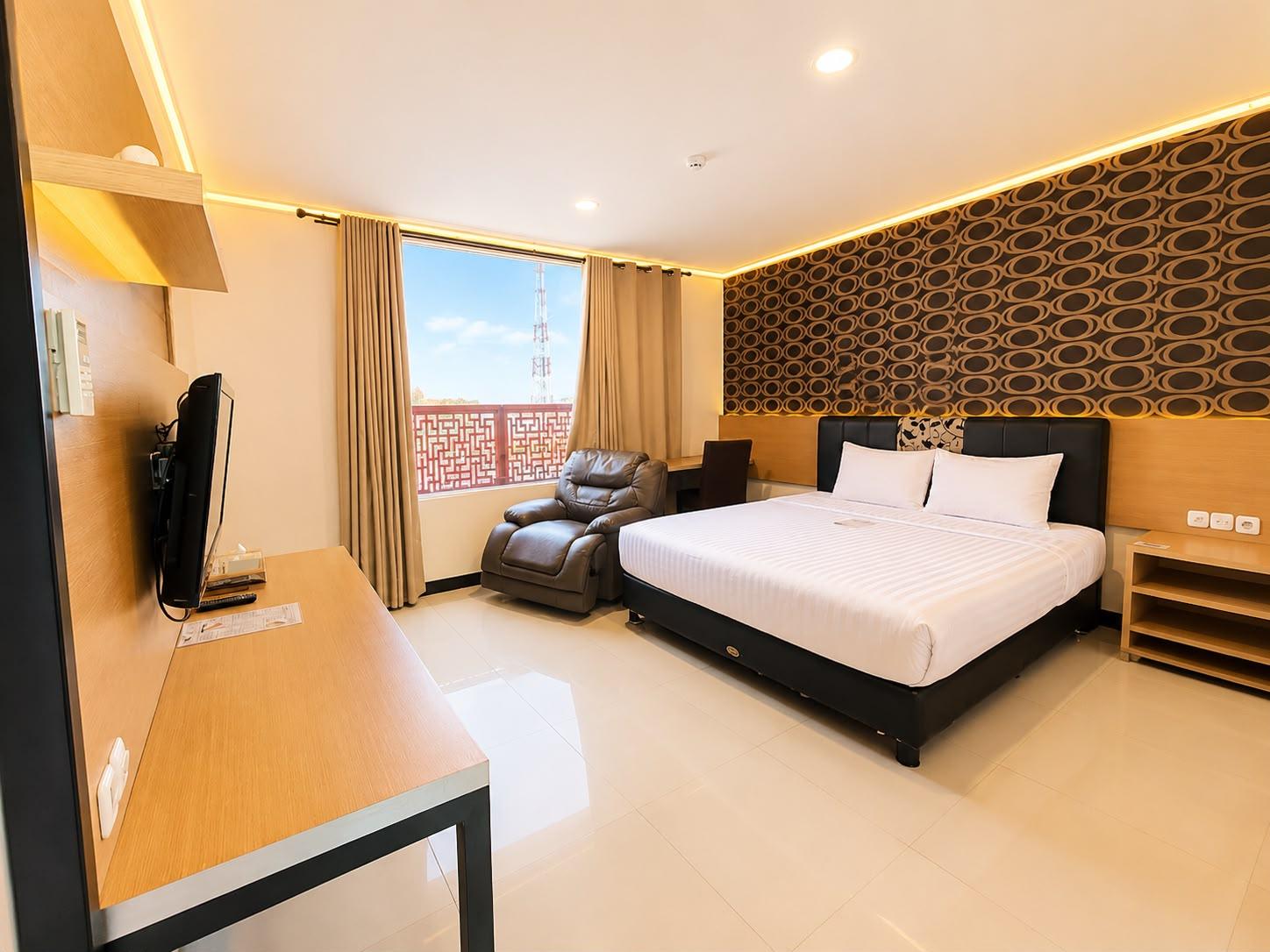 Tab Hotel 13/50