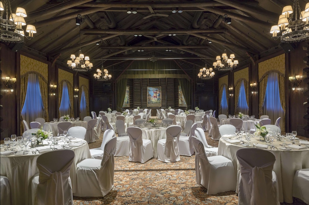 Fairmont Le Chateau Montebello 66/74