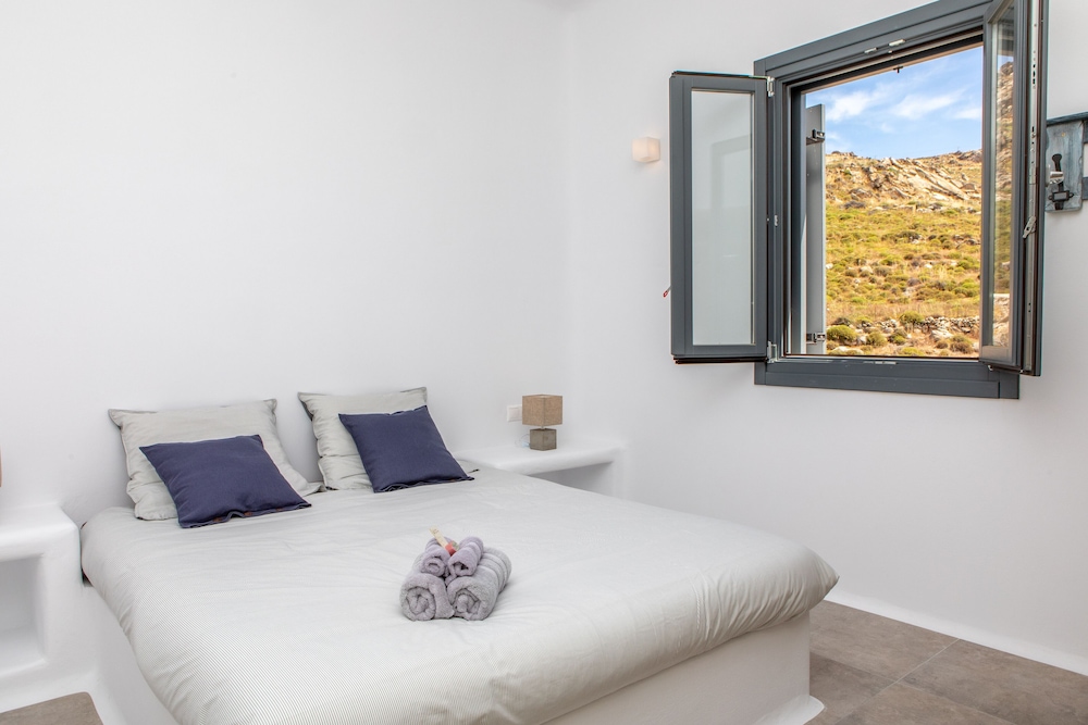 Mikri Villas 8/49