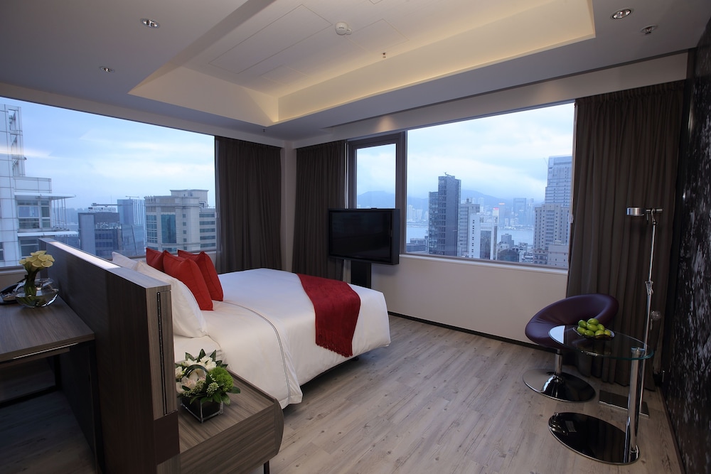 The Perkin Hotel 12/41