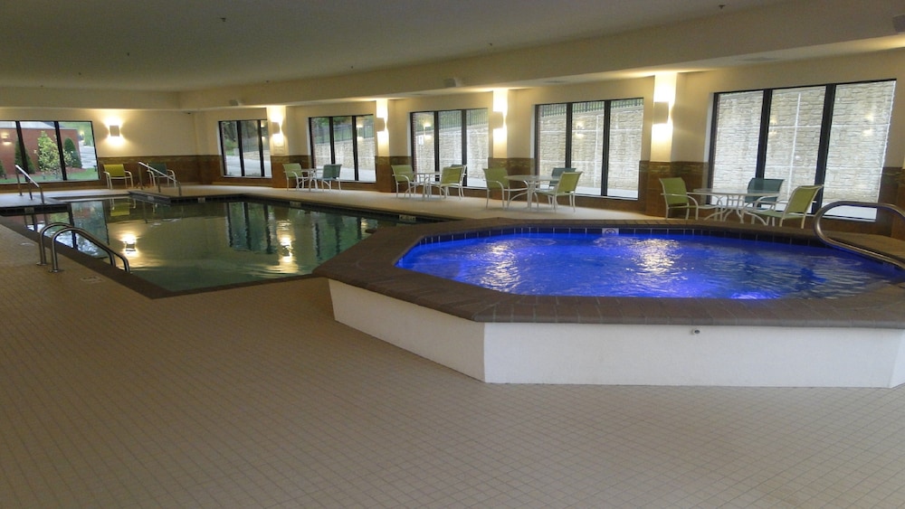 Holiday Inn Express Hotel And Suites Columbia Univ Area Hwy 63 1/63