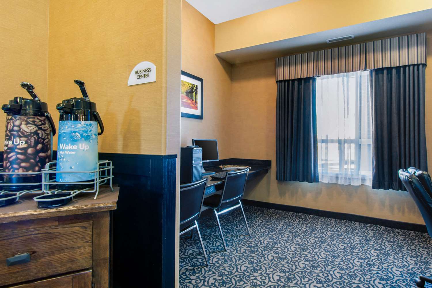 Comfort Inn & Suites Virden MB 10/13