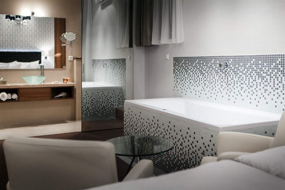 Pytloun City Boutique Hotel 35/36