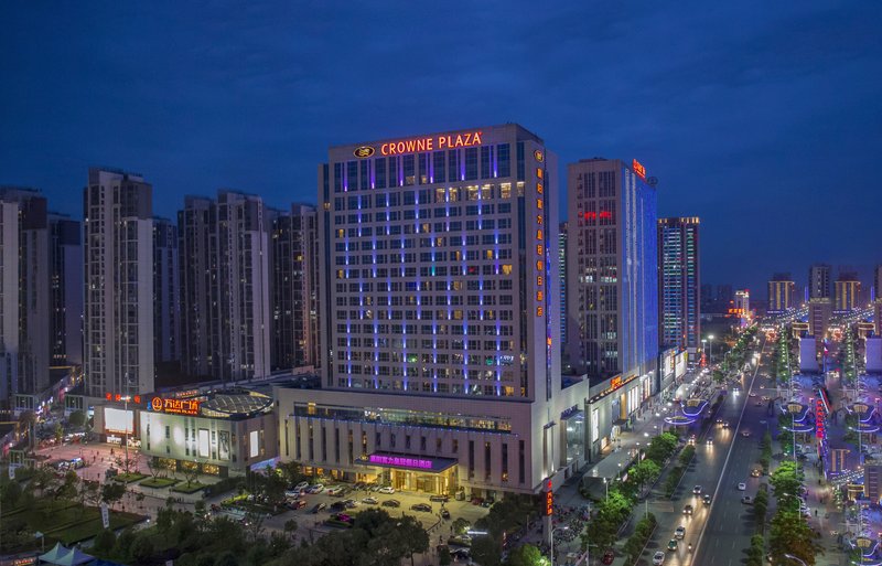 Crowne Plaza Xiangyang 2/50