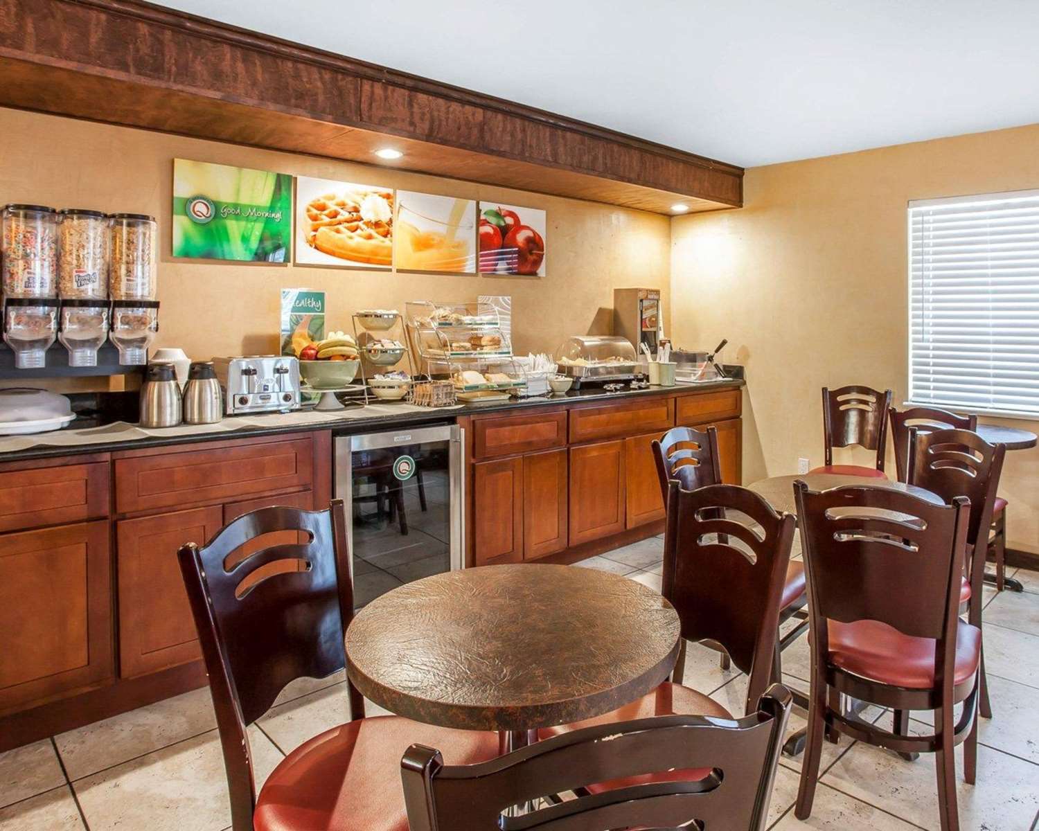 Quality Inn and Suites Okanogan Omak 10/13