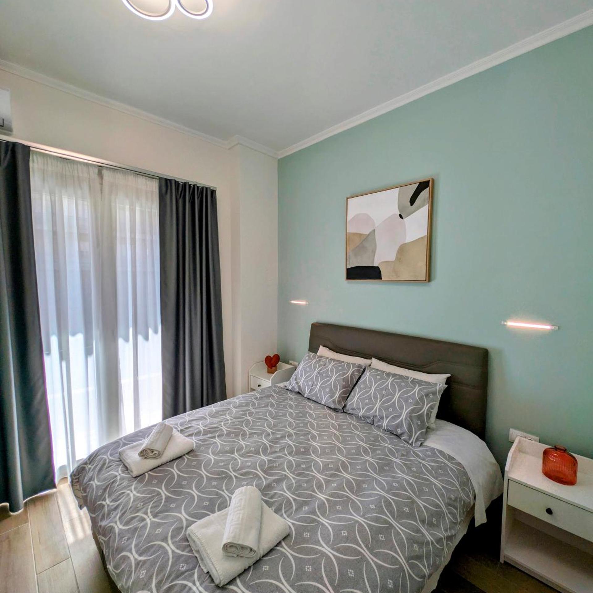 1 Bedroom, Apartment, City View, Balcony
