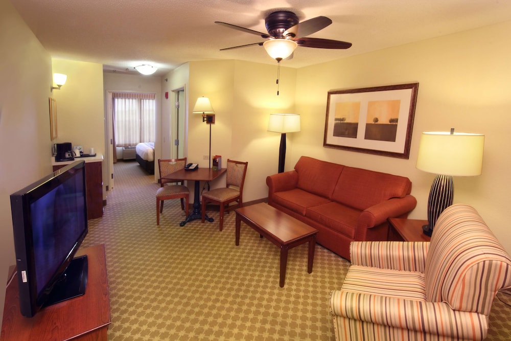 Country Inn & Suites by Radisson, Crystal Lake, IL 25/42