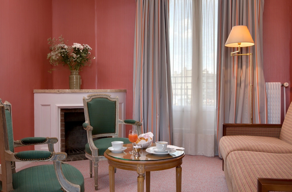 Hotel Le Littre 44/57