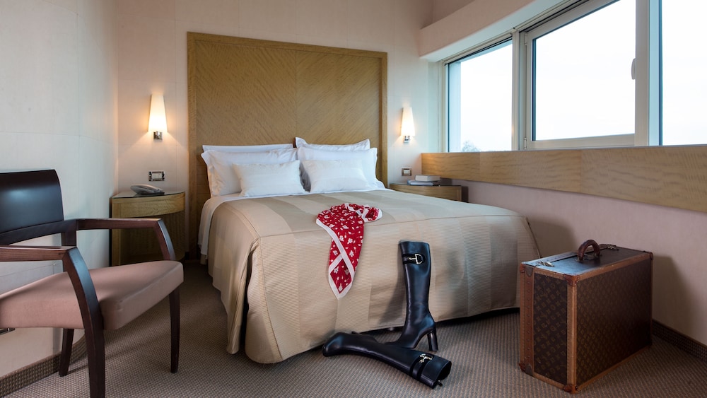 ENEA HOTEL APRILIA 10/46