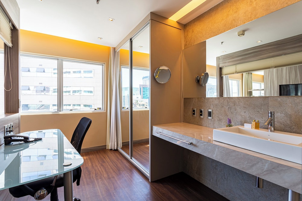 You Stay at Vila Olimpia - ITC 48/50