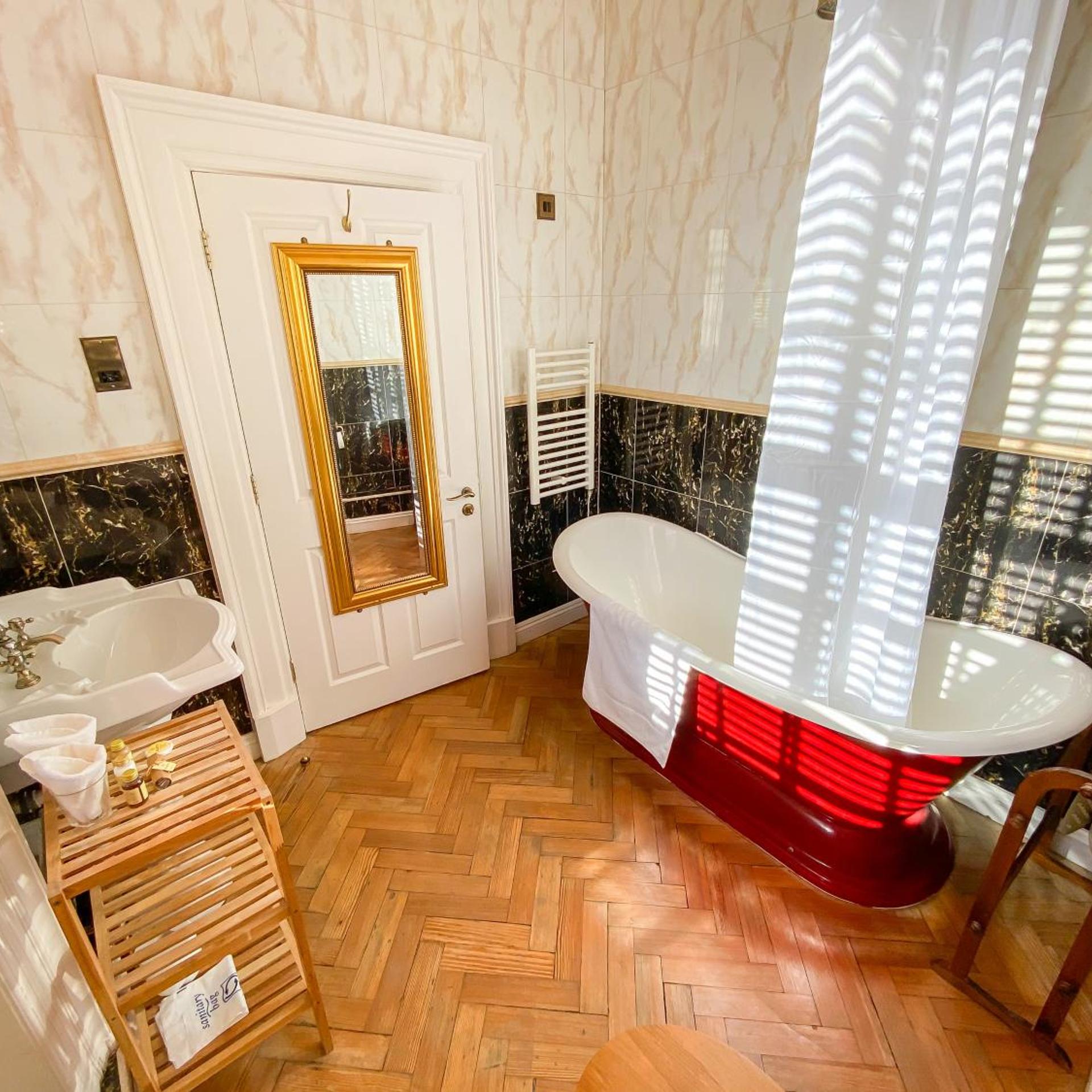 Junior Suite 3/10