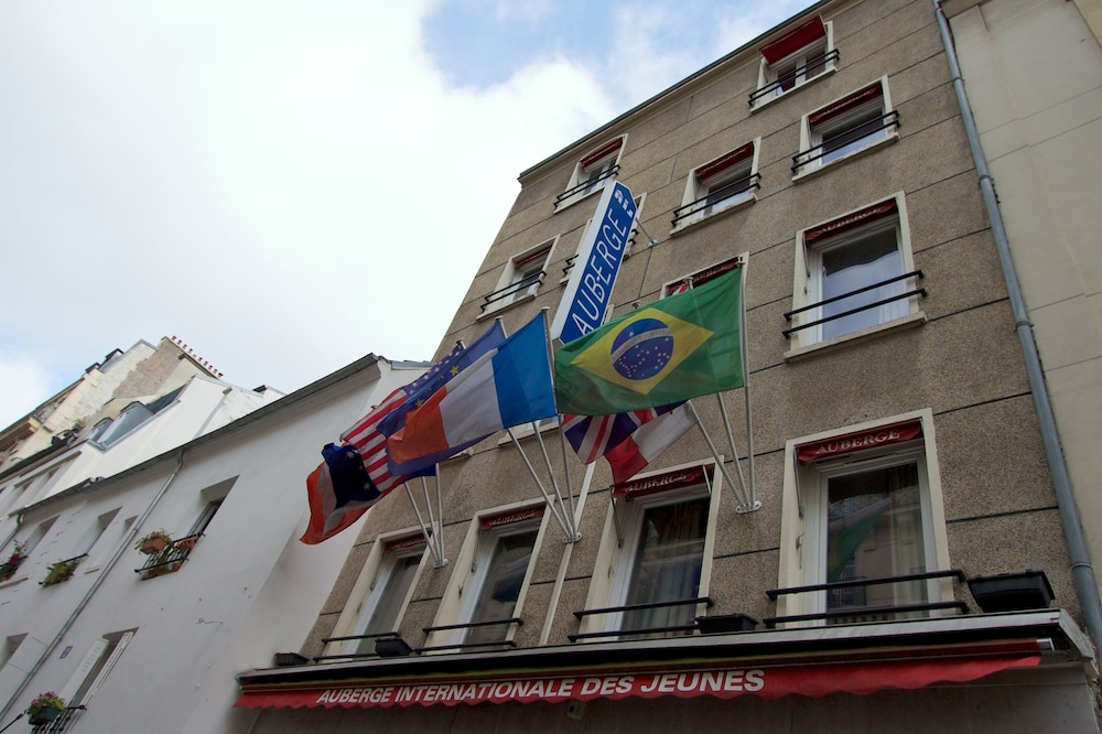 Auberge Internationale Des Jeunes 3/44