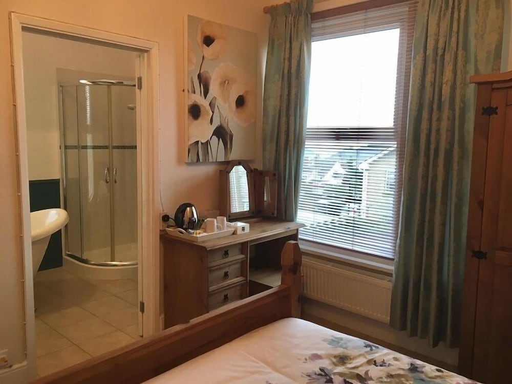 Chaston Manor Hotel 17/50