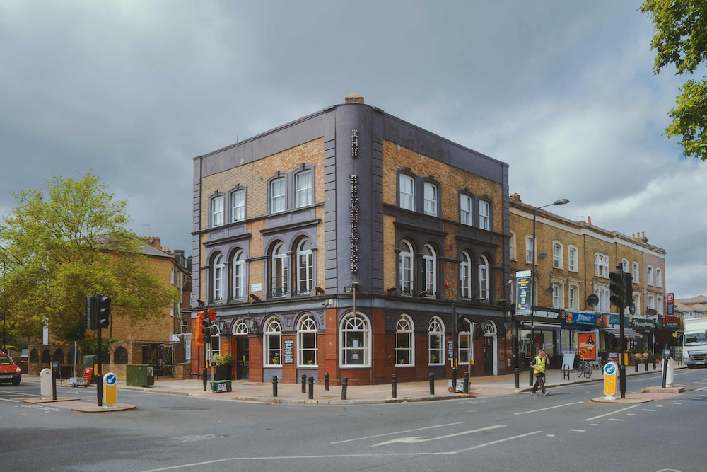 The Brownswood 46/50