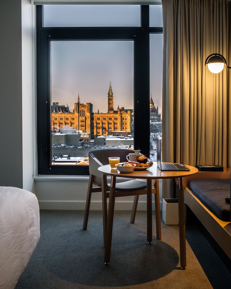 Andaz Ottawa Byward Market A Concept By Hyatt 48/74