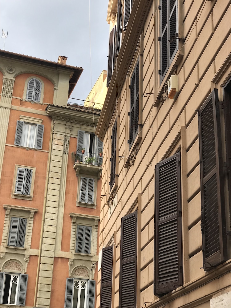 St. Peter Suites 5/50