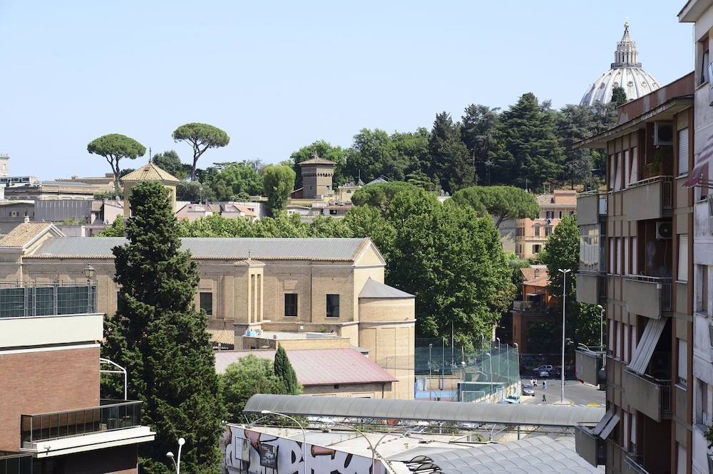 Rome Inn 1/45