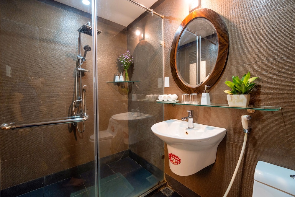Golden Peach Villa Hoi An 65/68