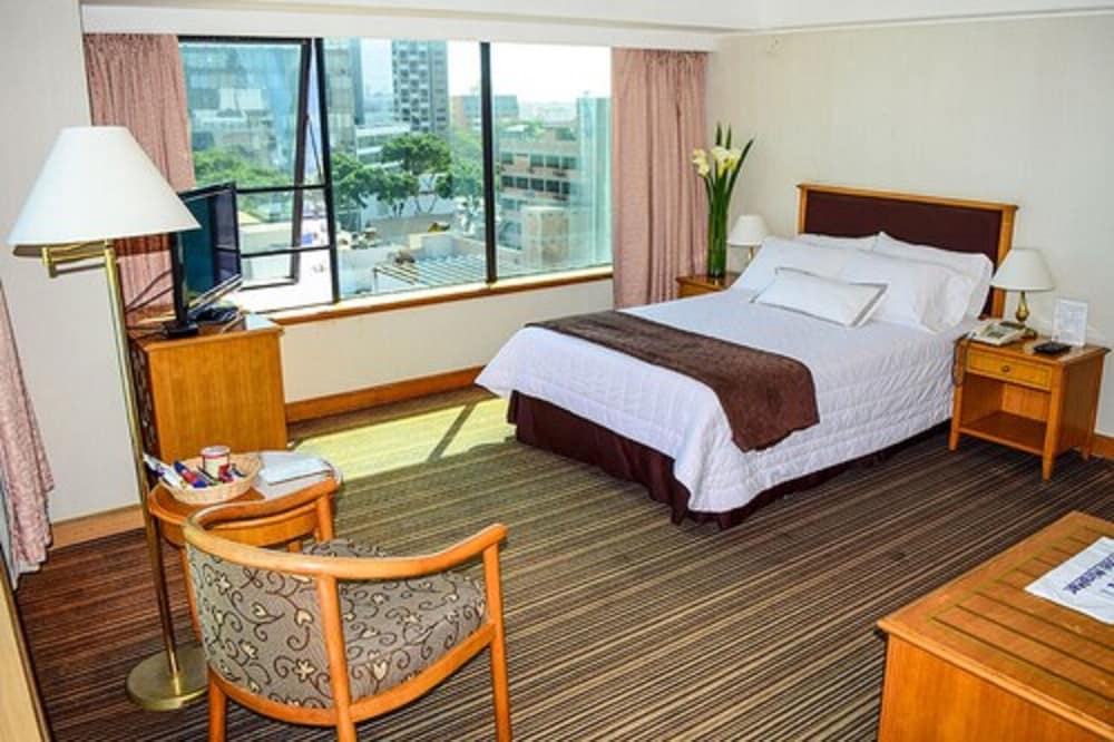 Miramar Hotel 32/71