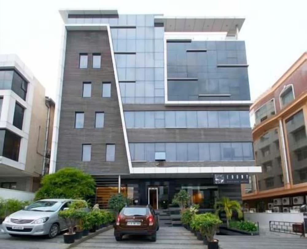 Ebony Boutique Hotel 4/50