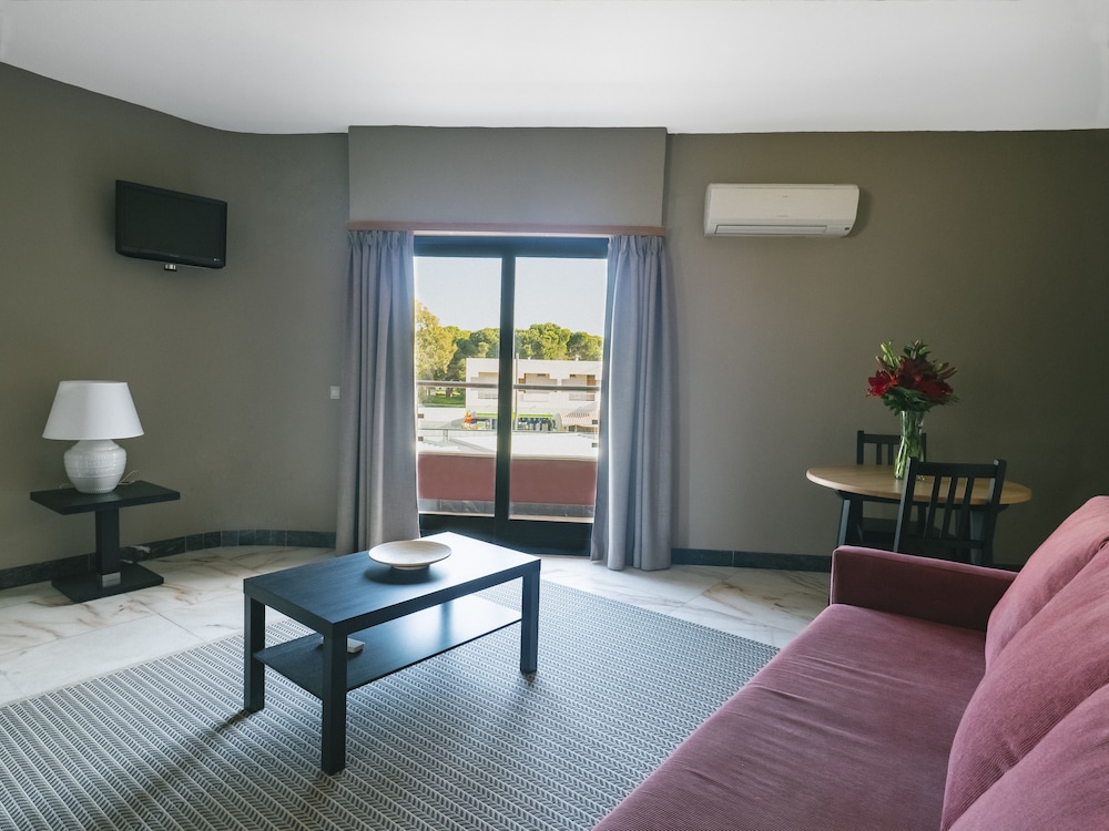 Topazio Vibe Beach Hotel and Apartments - Adults Friendly 58/71