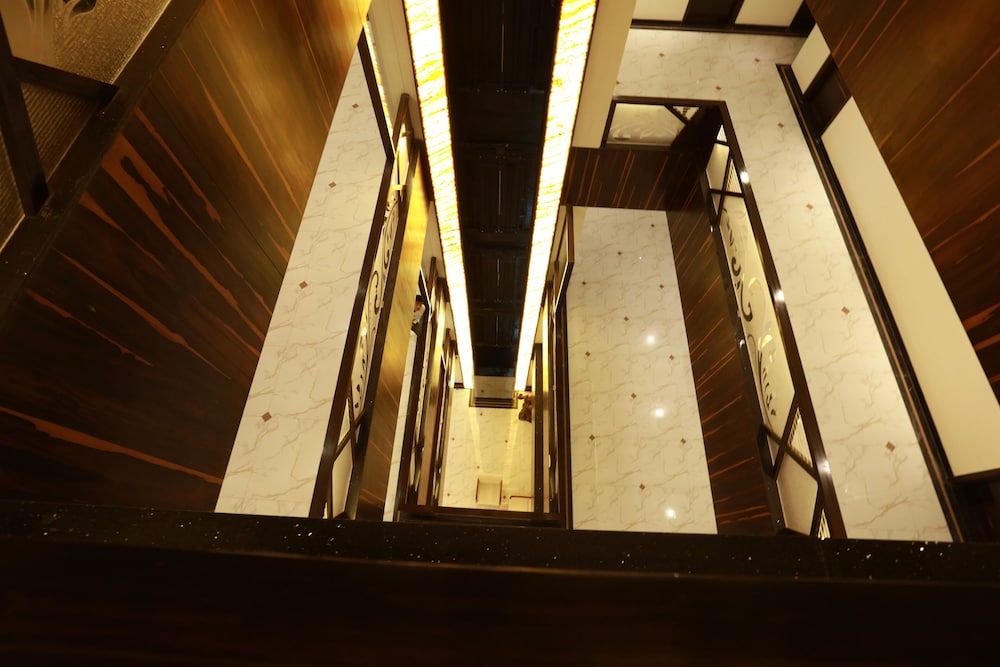 The One Hotel 20/21
