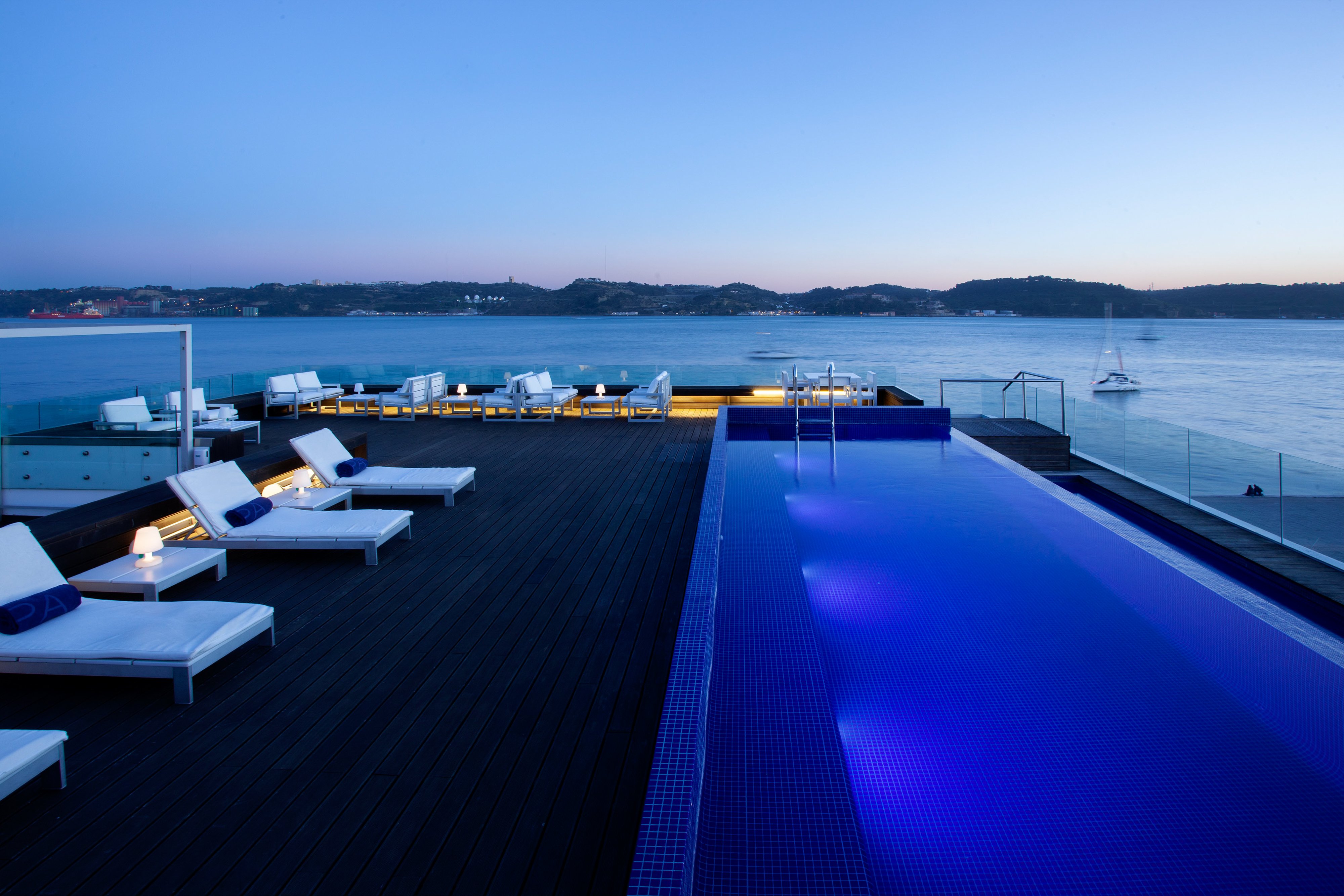 Altis Belem Hotel And Spa 56/58