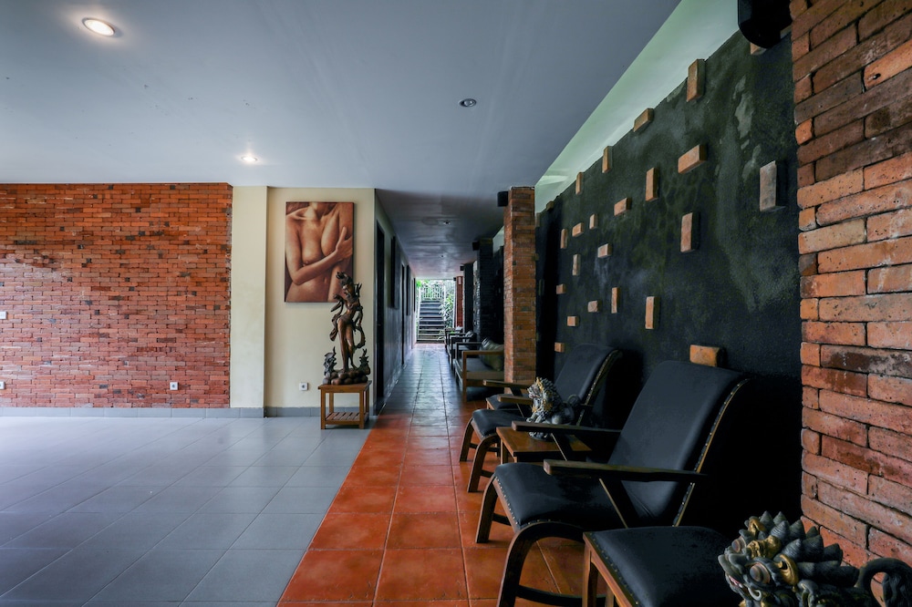 Uma Dawa Resort and Spa 48/75