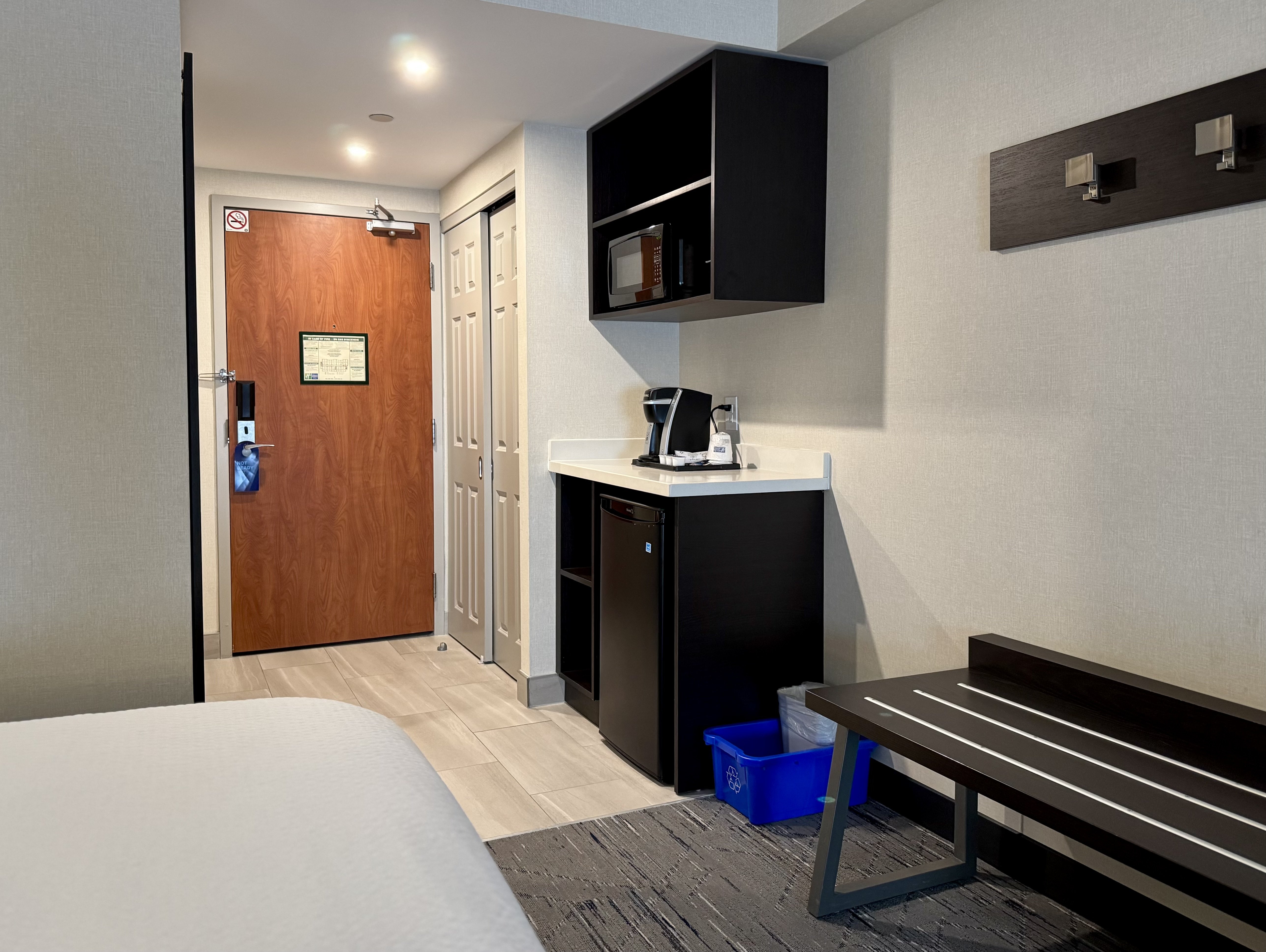 Holiday Inn Express Hotel And Suites Brampton 12/47