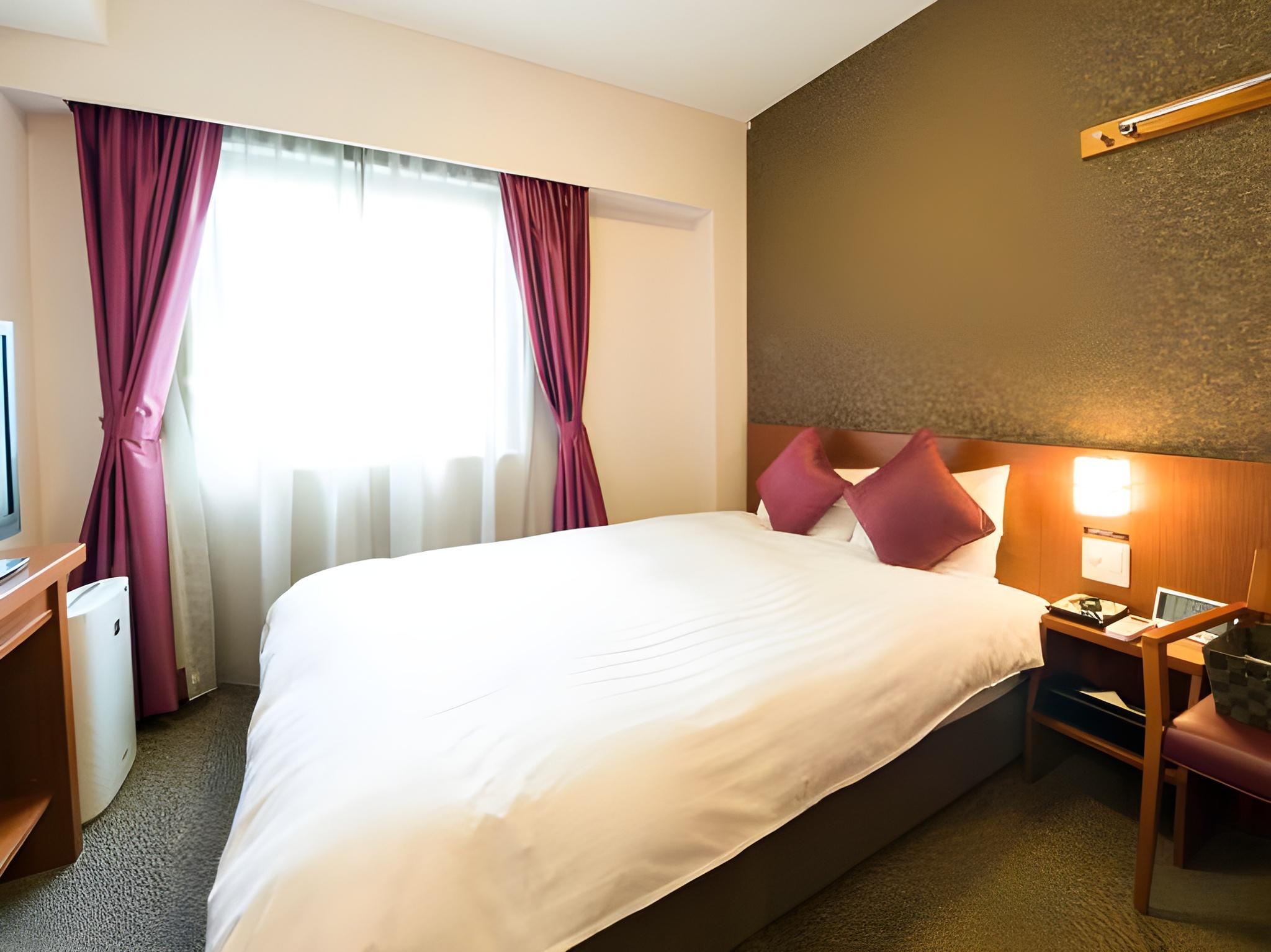 Adjoining, 2 Double Beds