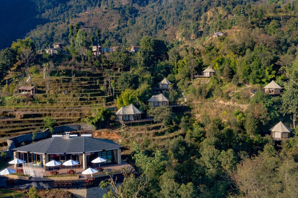 The Pavilions Himalayas Lake View 50/62