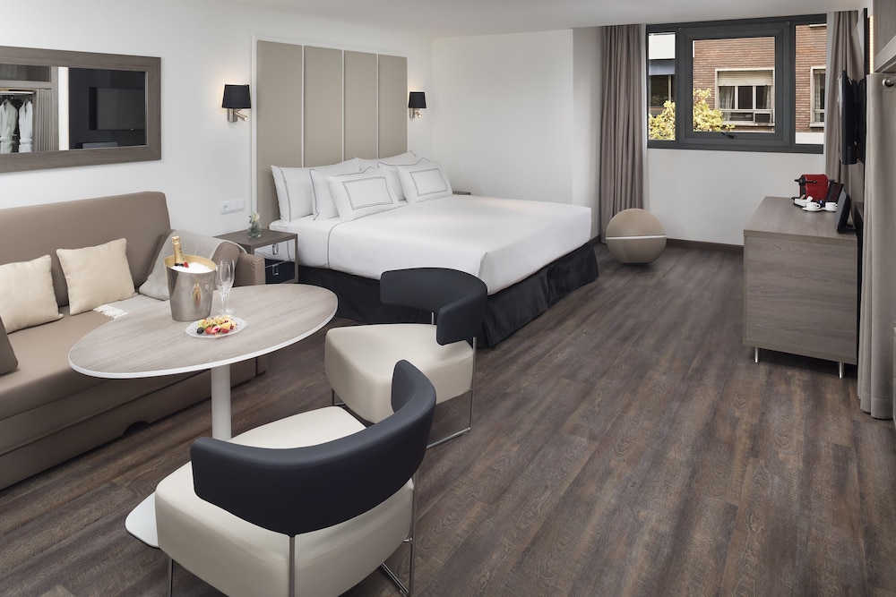 Melia Madrid Serrano 44/71
