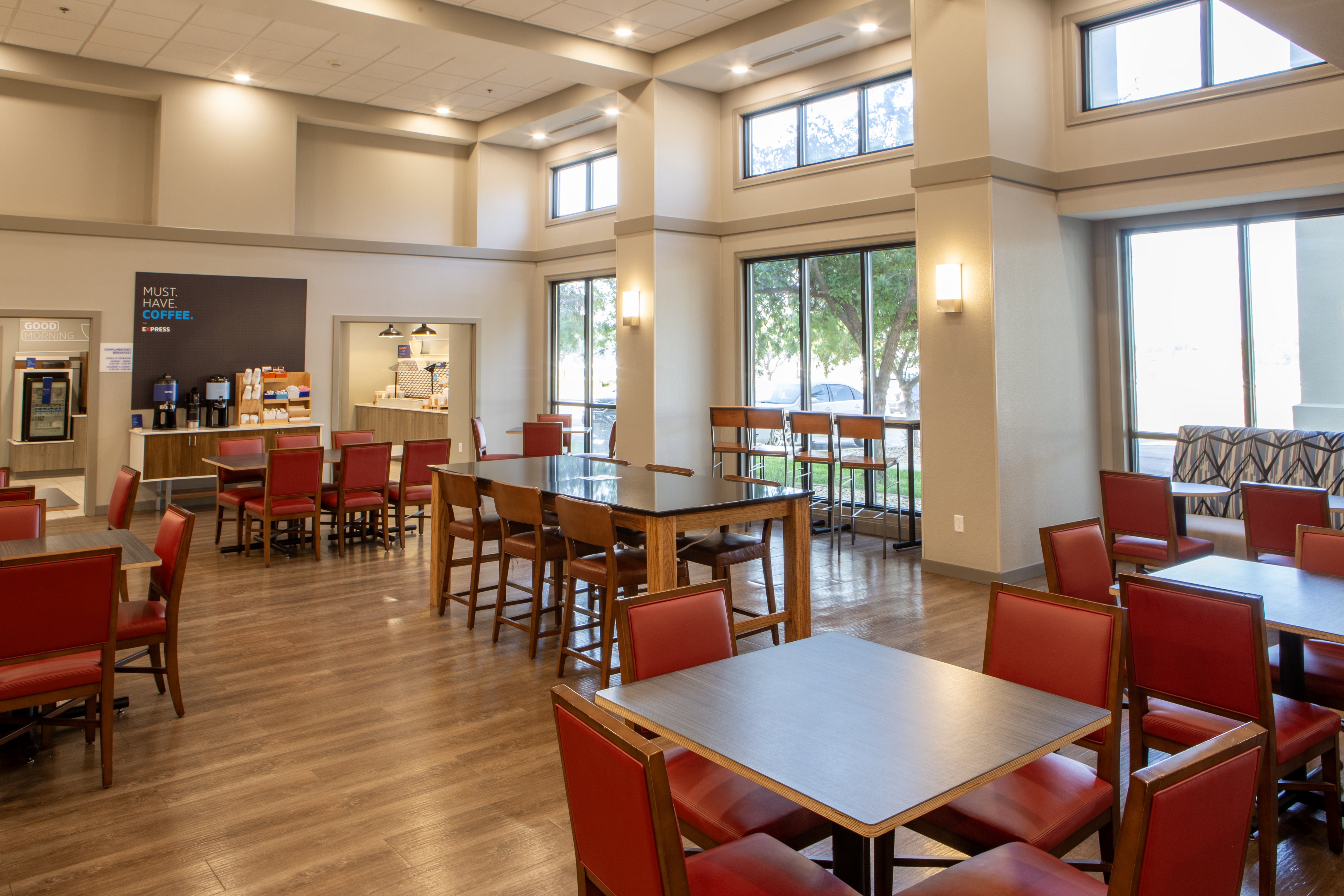 Holiday Inn Express Hotel Suites Sioux City Southern Hills 35/50